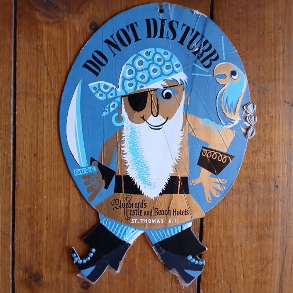 🏴‍☠️🏨 1960’s Hotel DND Door Hanger from Bluebeard’s Castle & Beach Hotels 🌴💤